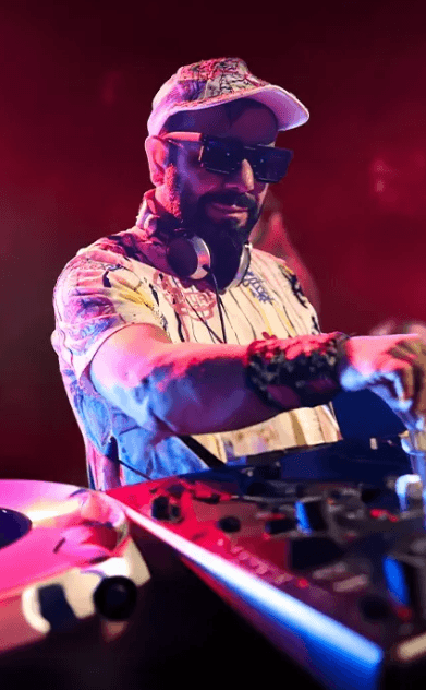 Dj Hakan Küfündür ile 90lar ve 2000ler Türkçe Pop Parti 